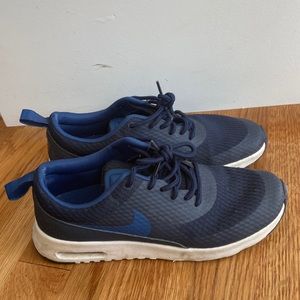 Navy Blue Nike sneakers size 6.5